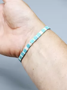 Miyuki Tila náramek - odstín tyrkysová matná s perleťovým efektem se smetanovou 16,5 cm