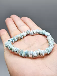 Náramek Larimar sekaný AA kvalita rovnoměrné kamínky - čisté Náramek Larimar sekaný AA kvalita rovnoměrné kamínky - čisté