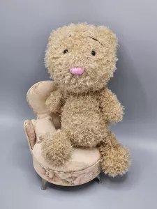 Ručně háčkovaný medvídek chlupatý béžový