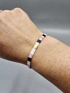 Miyuki Tila náramek - odstín růžová, smetanová a černá se zlatou 14,5 - 20 cm Miyuki Tila náramek - odstín růžová, smetanová a černá se zlatou 14,5 - 20 cm