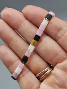 Miyuki Tila náramek - odstín růžová, smetanová a černá se zlatou 14,5 - 20 cm Miyuki Tila náramek - odstín růžová, smetanová a černá se zlatou 14,5 - 20 cm